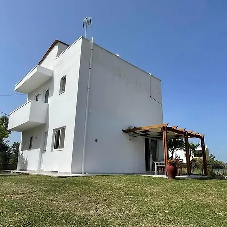 Big House Сasa de vacaciones Gennadi