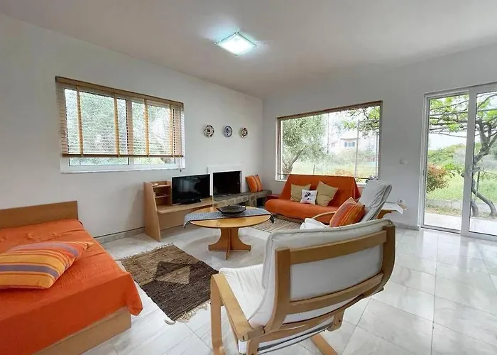 Дом отдыха Big House Геннади